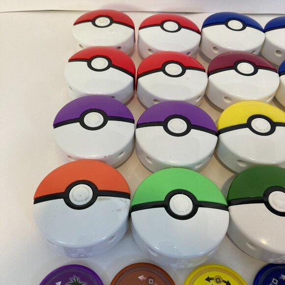 2019 POKEMON McDonalds Pokeball Disc Launcher 17 Happy Meal Toys 7 Disks - Picture 9 of 9